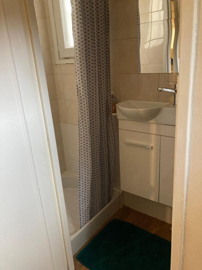 Une Chambre Chez Nous, A 12 Minutes De Paris 말라꼬프 외부 사진